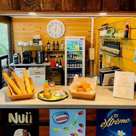 Campsite Sur Pilotis Avec Terrasse Au Calme - Api-1-52-1502 *