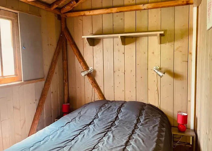 Sur Pilotis Avec Terrasse Au Calme - Api-1-52-1502