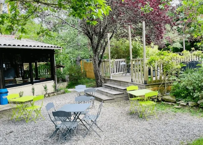 Sur Pilotis Avec Terrasse Au Calme - Api-1-52-1502 Campsite Camon (Languedoc-Roussillon)