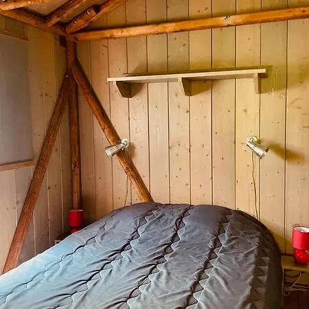 Sur Pilotis Avec Terrasse Au Calme - Api-1-52-1502