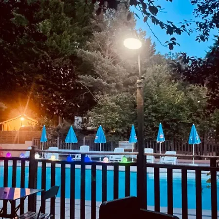 Sur Pilotis Avec Terrasse Au Calme - Api-1-52-1502 Campingplatz