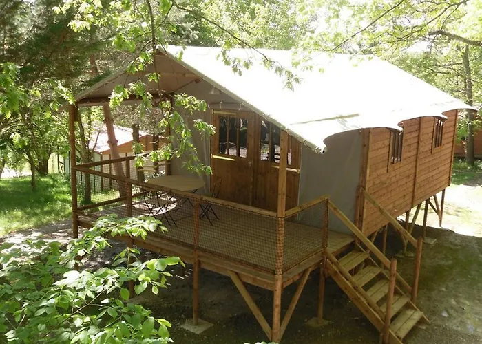 Sur Pilotis Avec Terrasse Au Calme - Api-1-52-1502