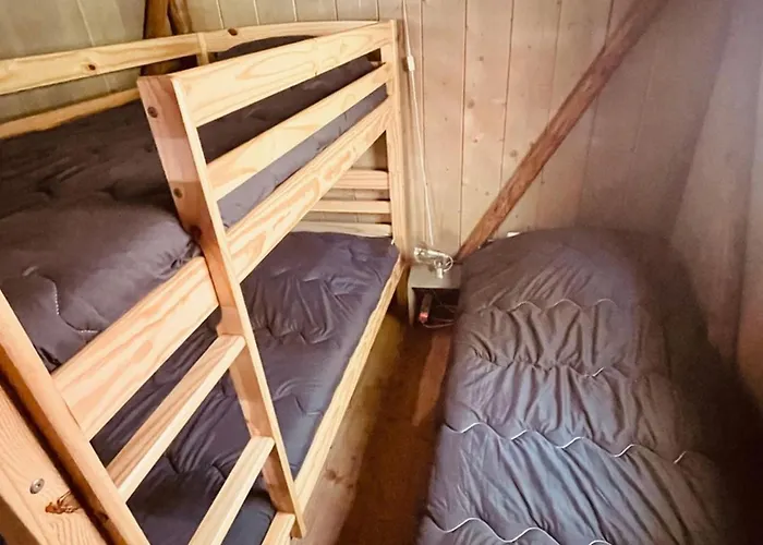 Sur Pilotis Avec Terrasse Au Calme - Api-1-52-1502